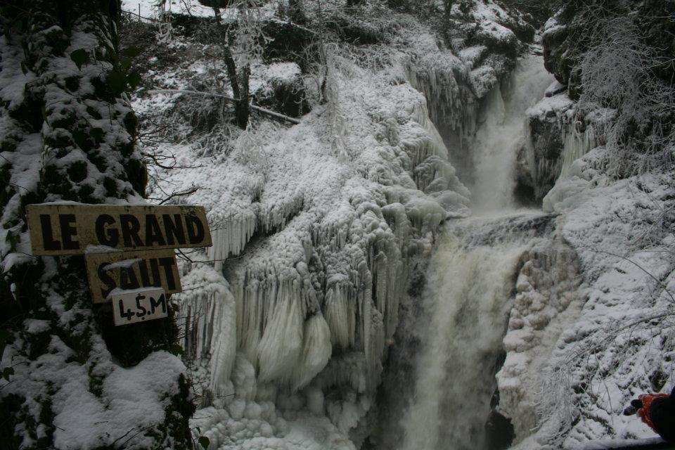 L'Hostellerie De La Vallee Gimel-les-Cascades Exterior foto